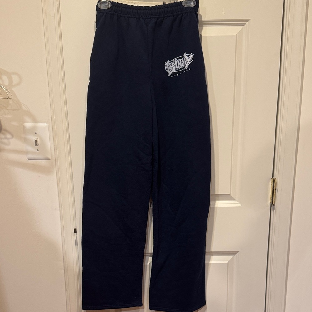Navy Blue Sweatpants with Bethany Beach Logo, size Small